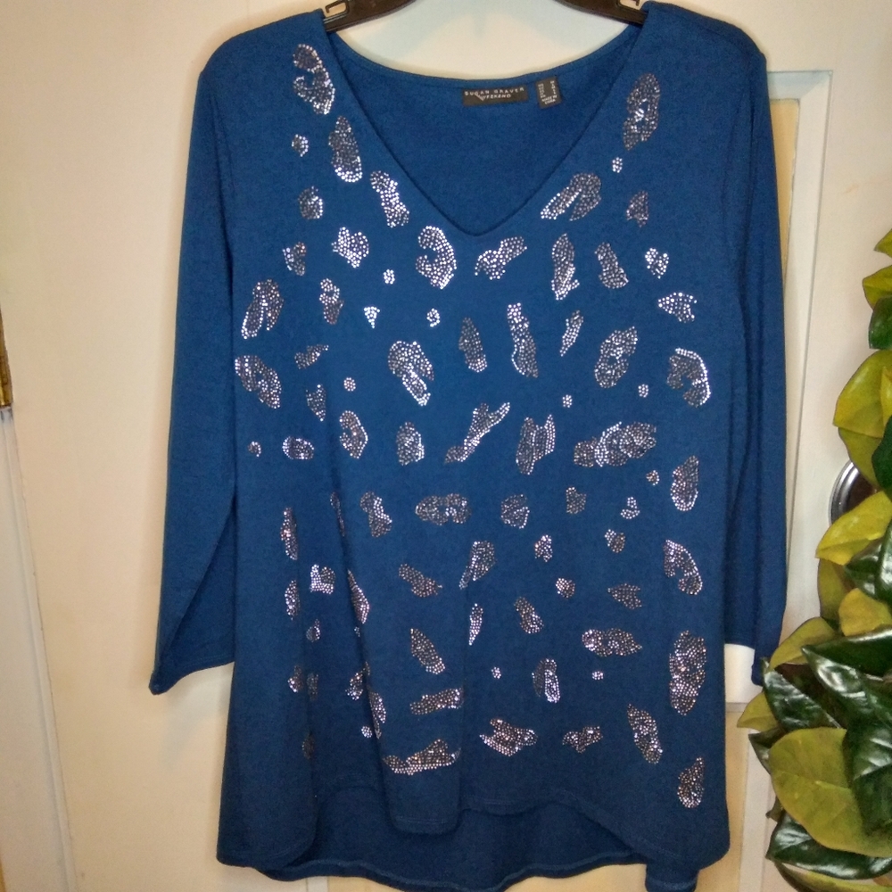 Susan graver top
